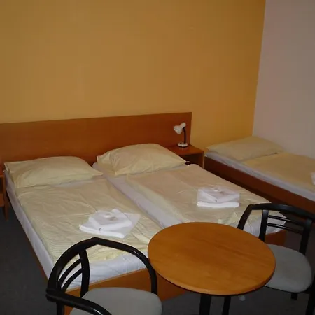 Hotel Paradis 3*