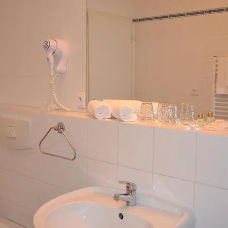 Paradis Hotel 3*